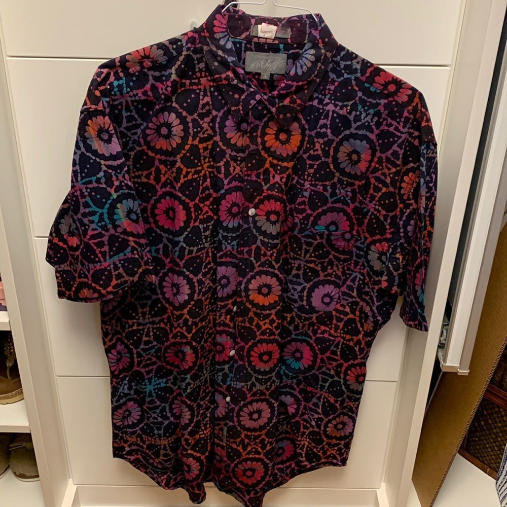 Mens multicolor camp shirt L. Overprint madras. 100% cotton.